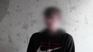 
 "Меня подговорили другие задержанные" 
 